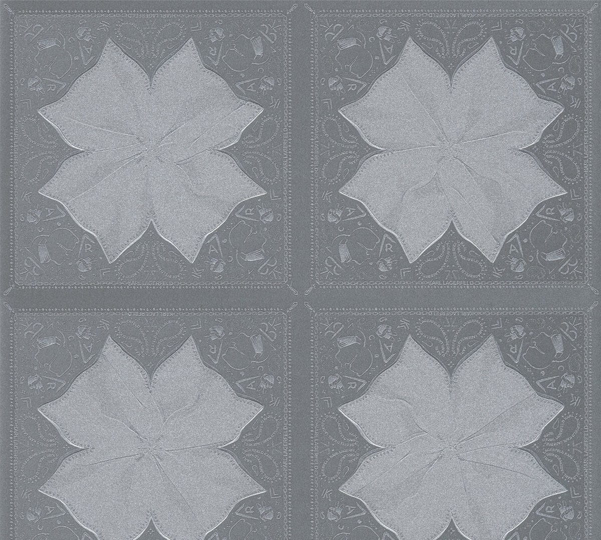 Tapeta imitująca płytki srebrna 37845-5 Karl Lagerfeld