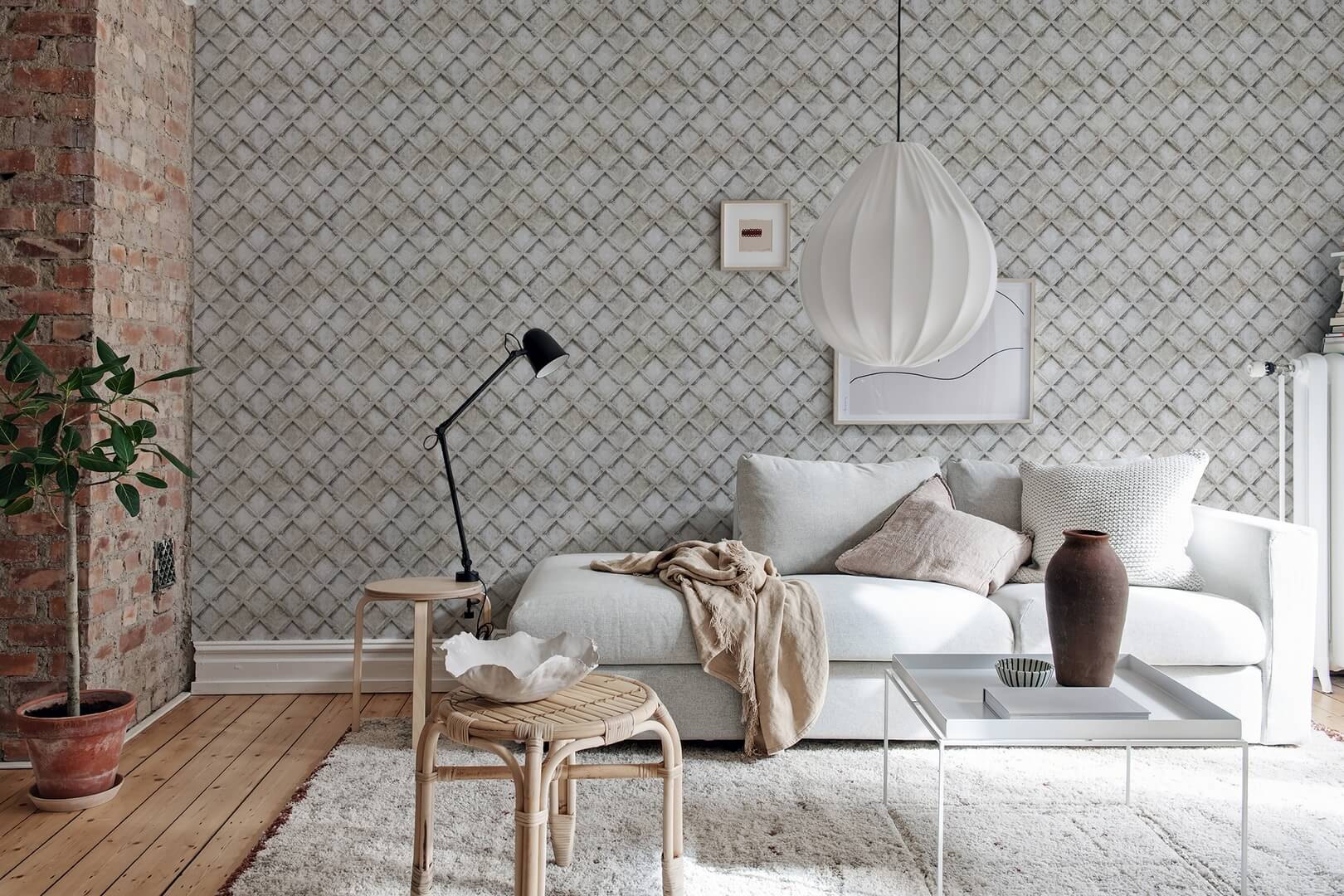 Tapeta beton romby Rebel Walls R18525 Small Concrete Trellis Harsh Grey Pops