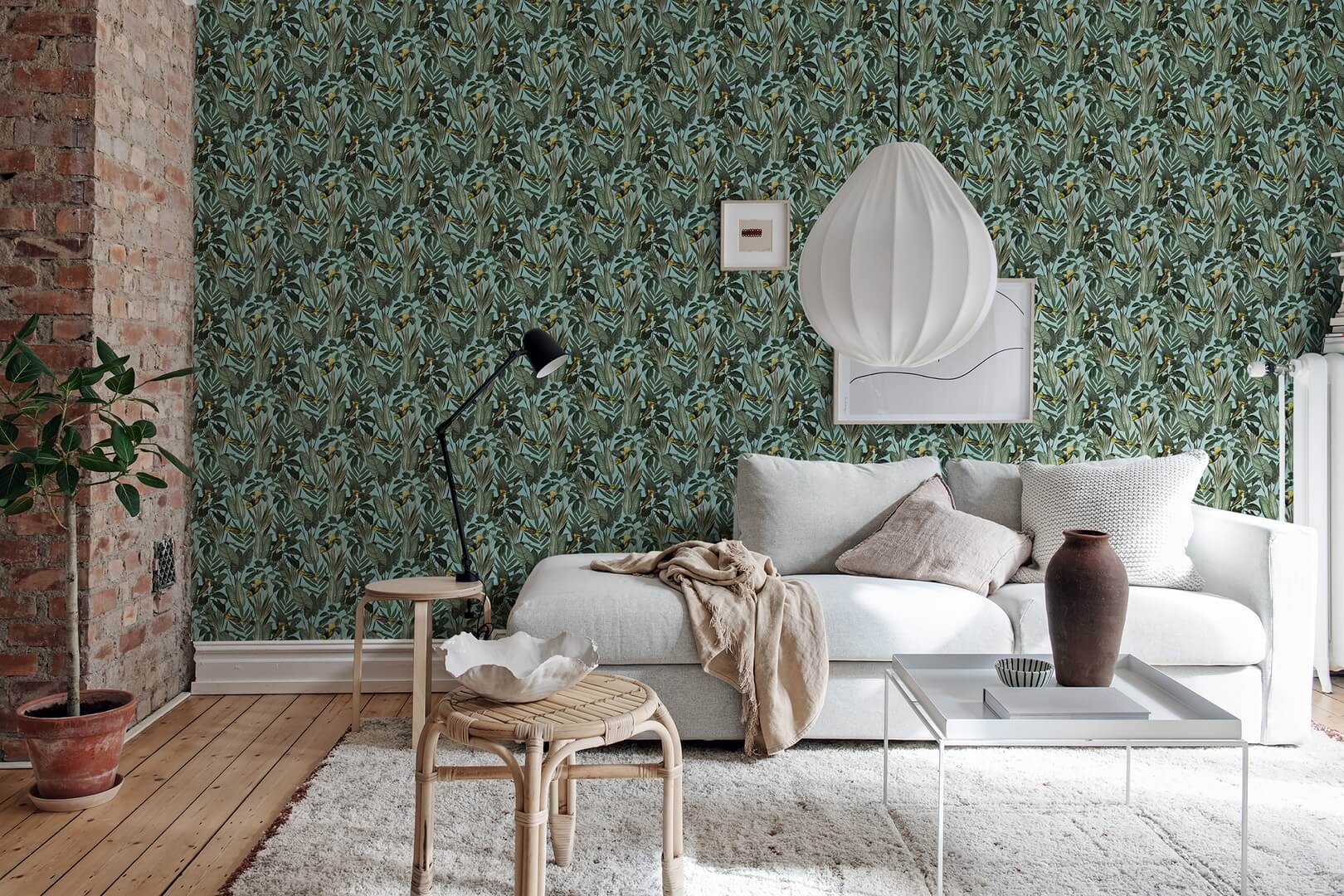 Tapeta rośliny i ptaki Rebel Walls R18563 Birds of Paradise Lush Green Pops