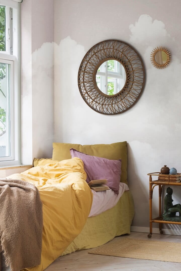 Fototapeta chmury Rebel Walls R14014 Cuddle Clouds Pink Dreamland