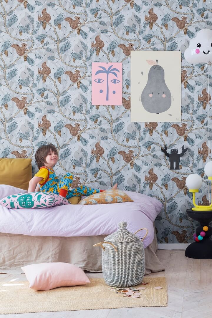 Tapeta wiewiórki Rebel Walls R17982 Squirrel Mountain Sky Dreamland