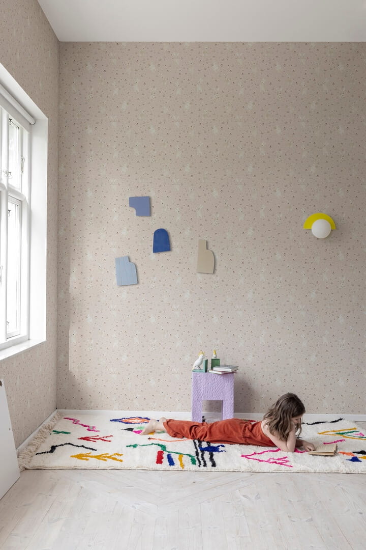 Tapeta króliczki Rebel Walls R18083 Bunny Field Pink Dreamland