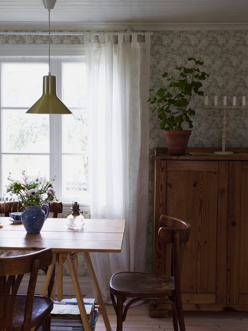 Tapeta kwiaty bzu Boras Tapeter Aratorp 4163 Alla Tiders Hus