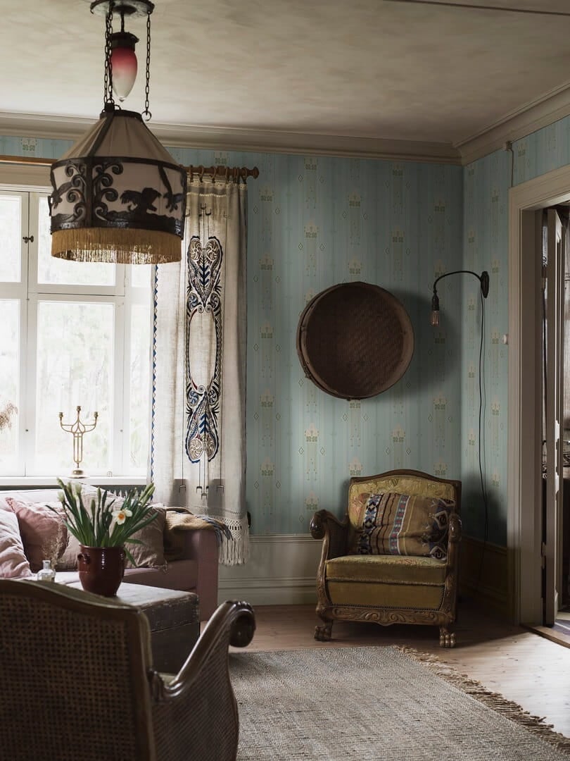 Tapeta linie i medaliony Boras Tapeter Villastan 4170 Alla Tiders Hus