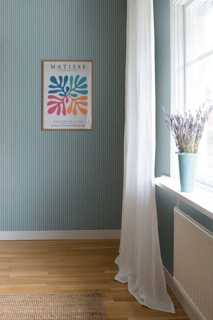 Tapeta paski Sandberg S10143 Brita Sky Blue Huset i Solen