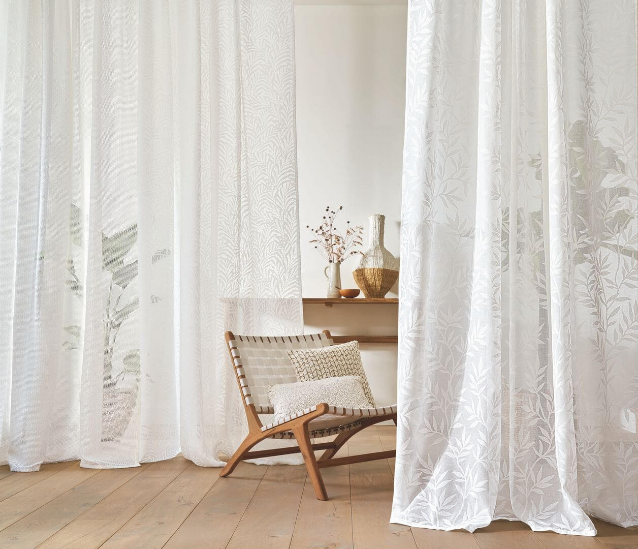 Tkanina z plecionym wzorem Camengo 49140218 Bandol Alpilles Sheers - 285 cm szer.