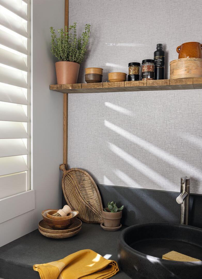 Tapeta płótno z metalicznymi elementami Caselio GAZ 103775020 Uni Metallized Gaze