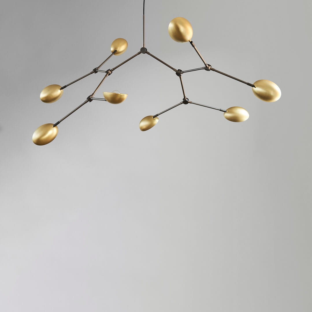Nowoczesna lampa wisząca złota 110049 Drop Chandelier Brass Lighting 101 Copenhagen