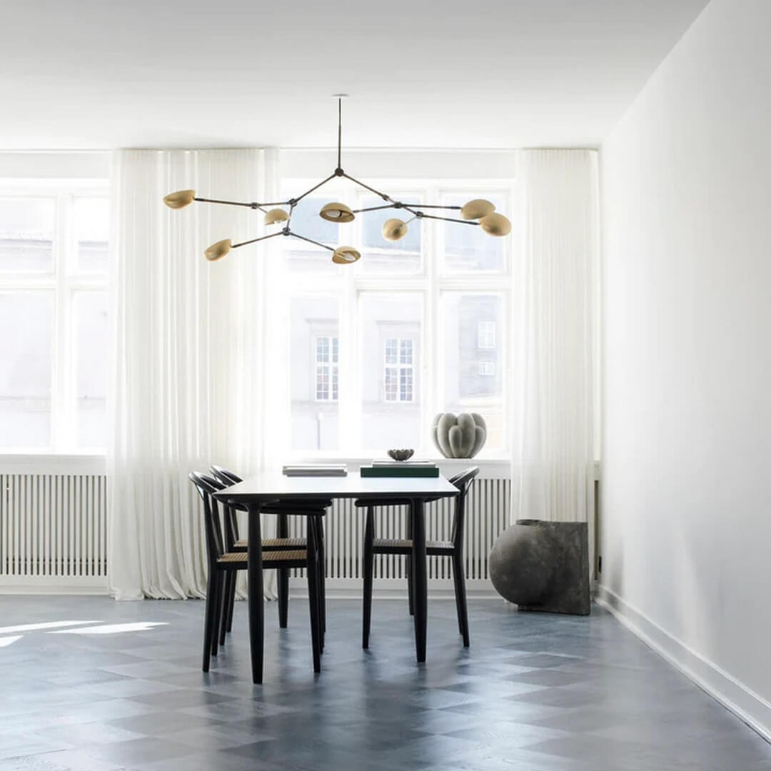 Nowoczesna lampa wisząca złota 110049 Drop Chandelier Brass Lighting 101 Copenhagen