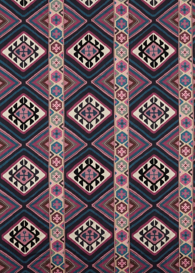 Tkanina haftowany kilim Morris & Co. 237306 Dorothy's Kilim Emery Walker's England