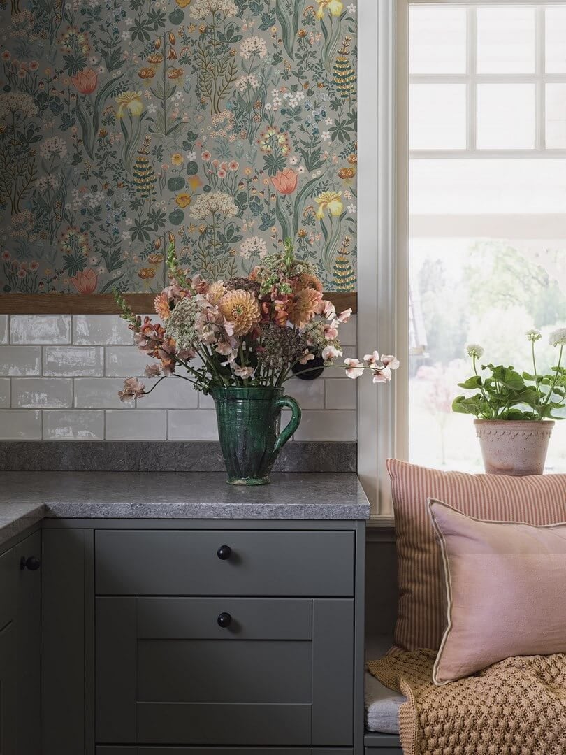 Tapeta Łąka Boras Tapeter Blomsterhav 2054 New Heritage