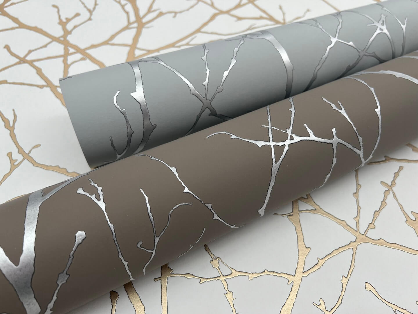 Tapeta gałązki York Wallcoverings MD7123 Trees Silhouette Modern Metals 2