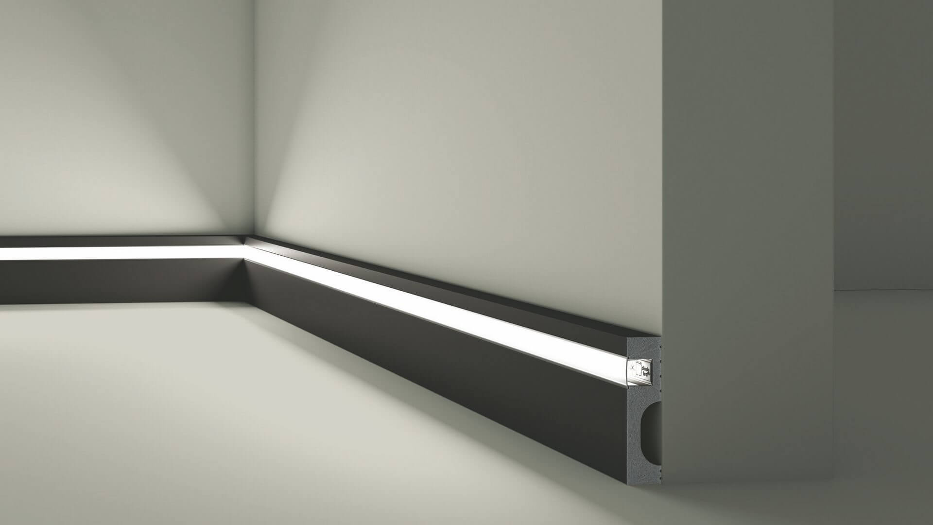 Listwa czarna oświetleniowa LED Wallstyl IL11 Black Noël & Marquet wys. 8cm