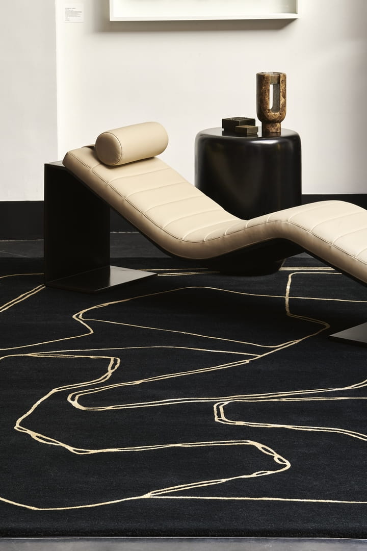 Dywan geometryczny linie czarny AMALGAME Noir Toulemonde Bochart