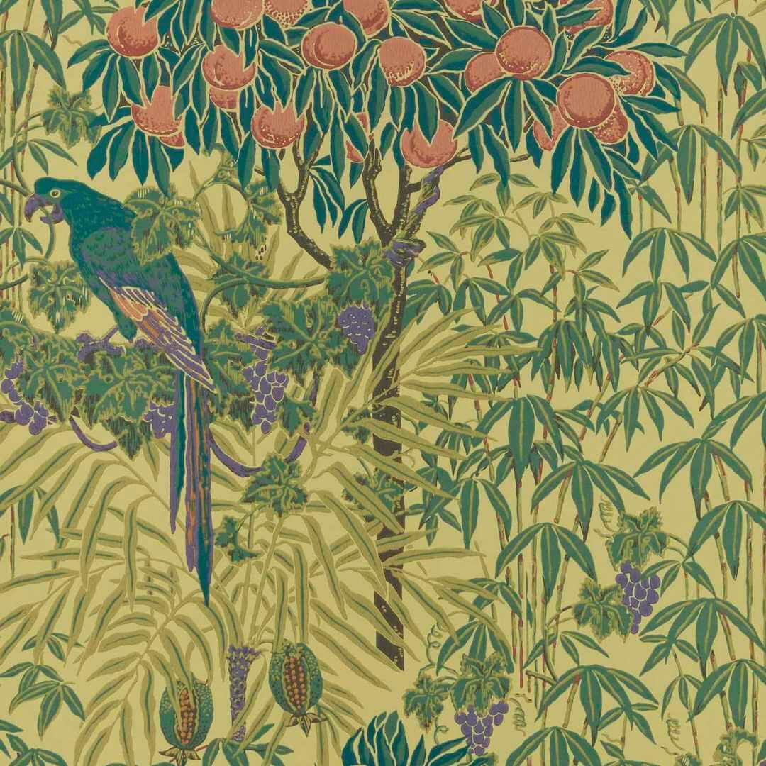 Tapeta egzotyczna z papugami 1838 Wallcoverings 2311-167-03 Macaw Vivid Yellow V&A Decorative Papers