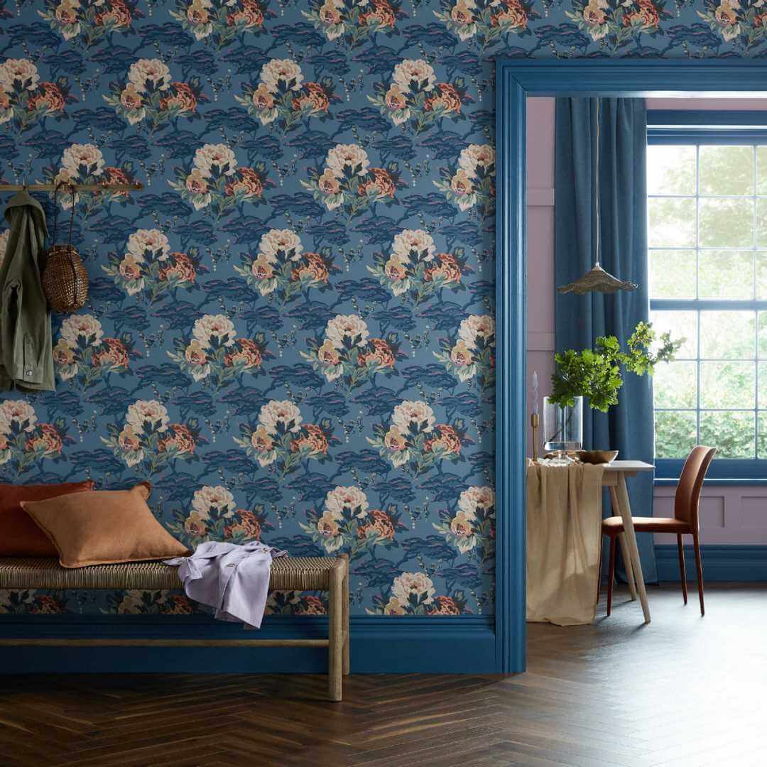 Tapeta piwonie 1838 Wallcoverings 2311-170-02 Paeonia Indigo V&A Decorative Papers
