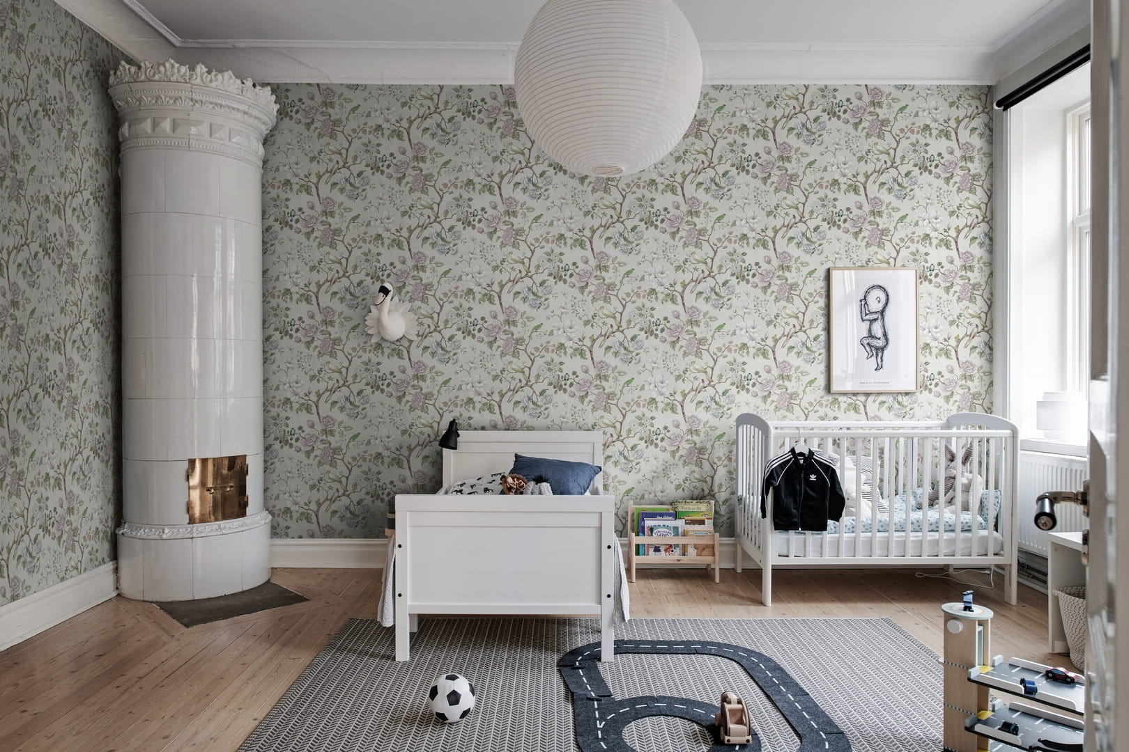 Tapeta botaniczna Rebel Walls R19264 Petit Flora Pearl Vintage Brocade