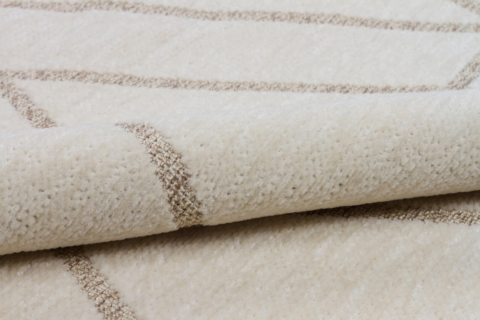 Dywan dwustronny geometryczny Boucle 4124 Diamond Cream