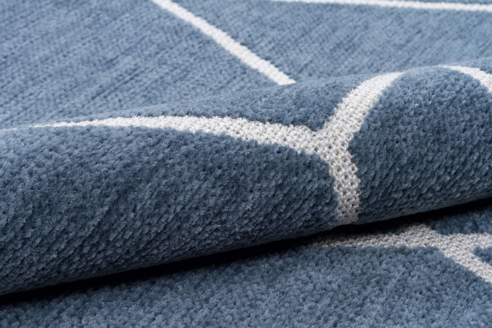 Dywan dwustronny geometryczny Boucle 4126 Diamond Blue
