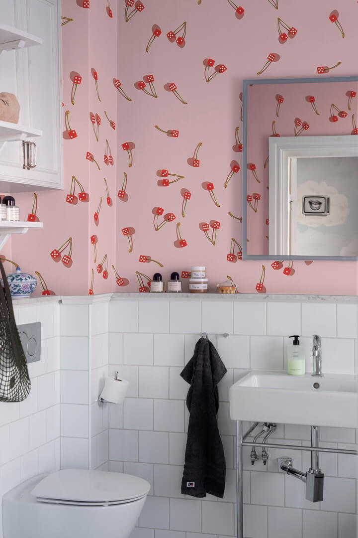 Fototapeta wiśnie jak kostki Rebel Walls R19463 Cherry Dise Pink Maximalism More is More