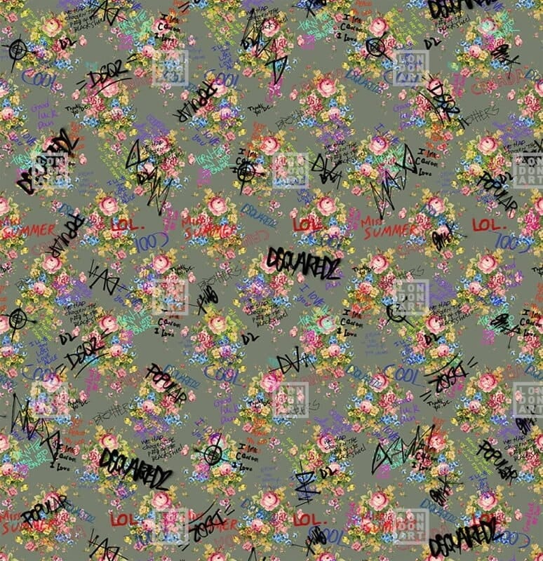 Fototapeta kwiaty i graffiti London Art DSQ2W04-01 Vandalized Granny's Flowers Dsquared2