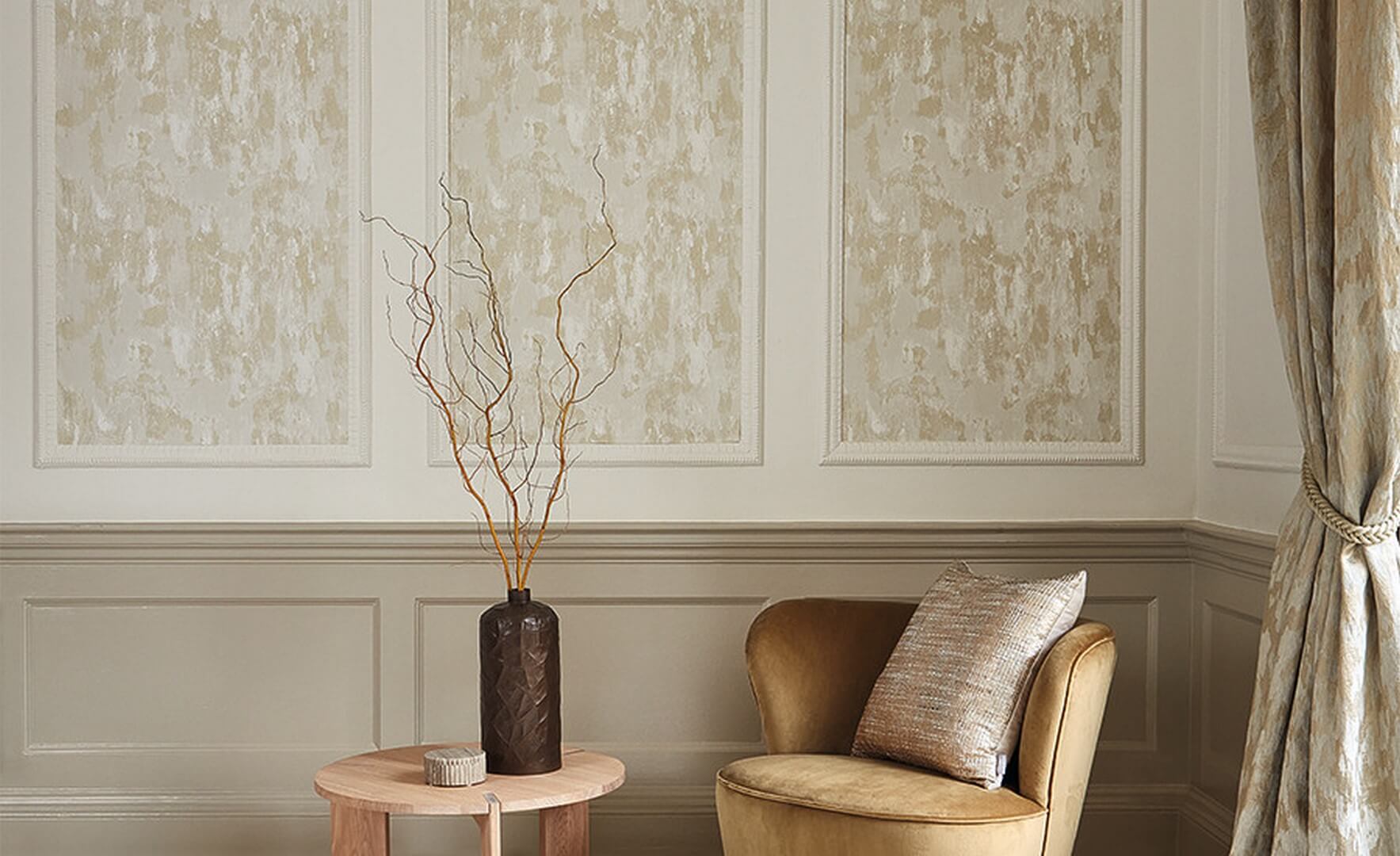Tapeta postarzana i łuszcząca farba Villa Nova W556/02 Intona Renzo Wallcoverings