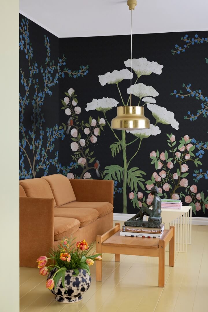 Fototapeta botaniczna chinoiserie Rebel Walls R18711 Crowberry Midnight Cottage Core