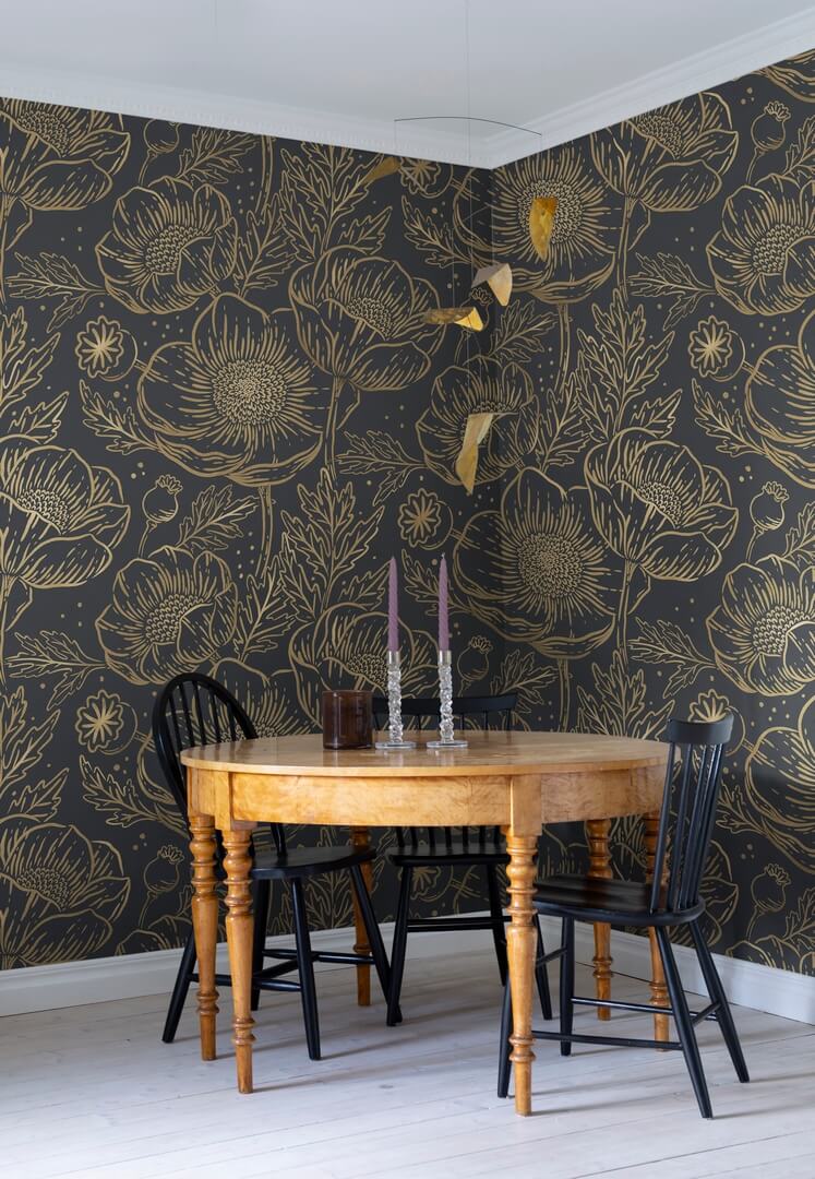 Fototapeta kwiaty maku Rebel Walls R18721 Golden Poppy Midnight Cottage Core
