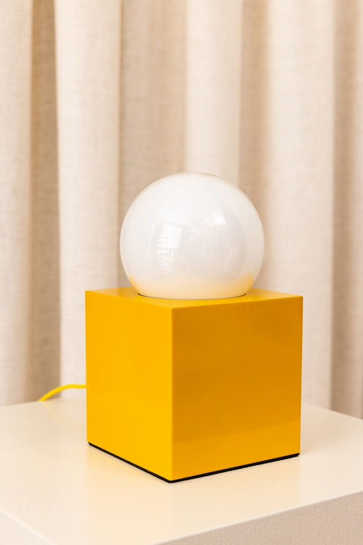 Lampa stołowa z wejściem USB 216707 Bob 14 Yellow Globen