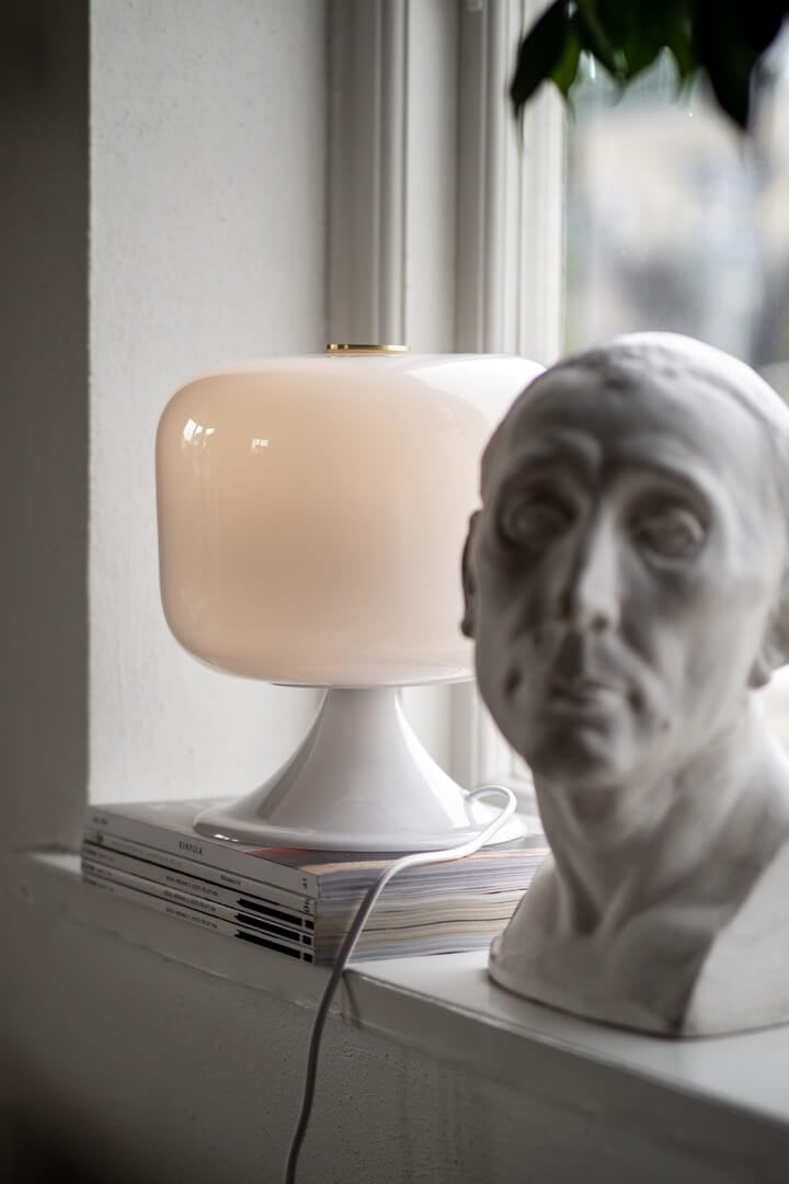 Lampa stołowa retro 624508 Bullen 25 White Globen