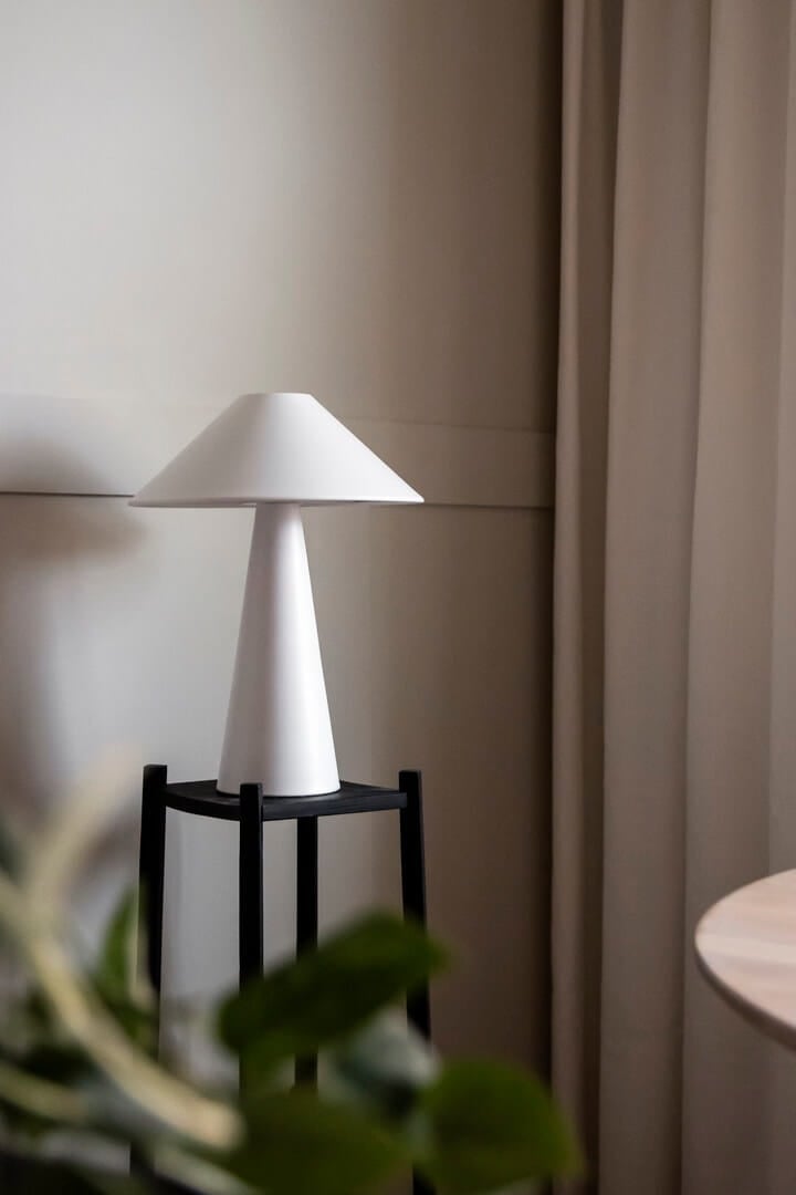 Lampa stołowa 423408 Cannes White Globen