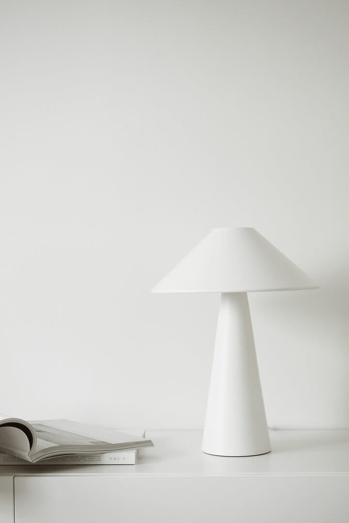 Lampa stołowa 423408 Cannes White Globen