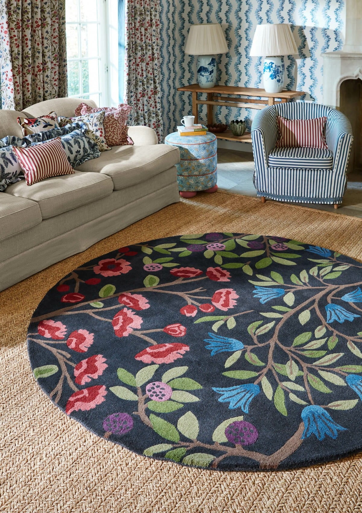 Dywan okrągły roślinny FORAGING INDIGO ROUND 146618 Sanderson