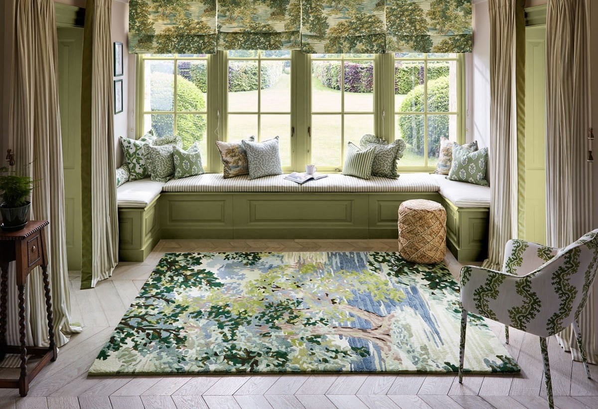 Dywan z roślinnym wzorem ANCIENT CANOPY FOREST GREEN 146708 Sanderson