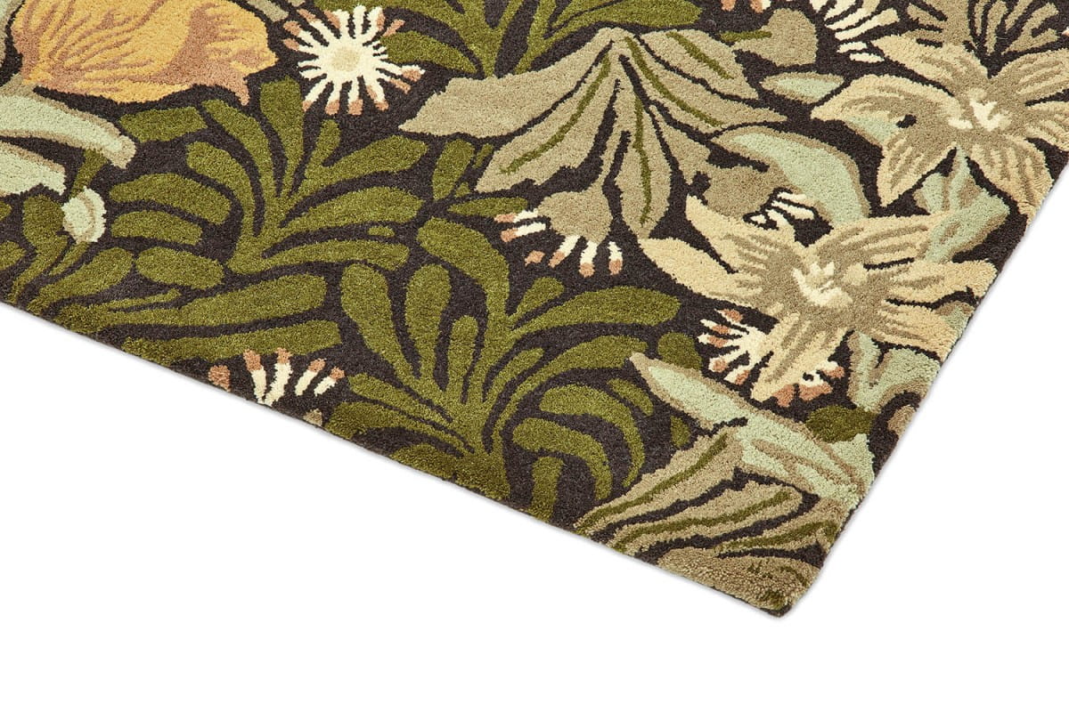 Dywan zielony z roślinnym wzorem MOREW – BOWER TWINING VINE GREEN 128207 Morris & Co.