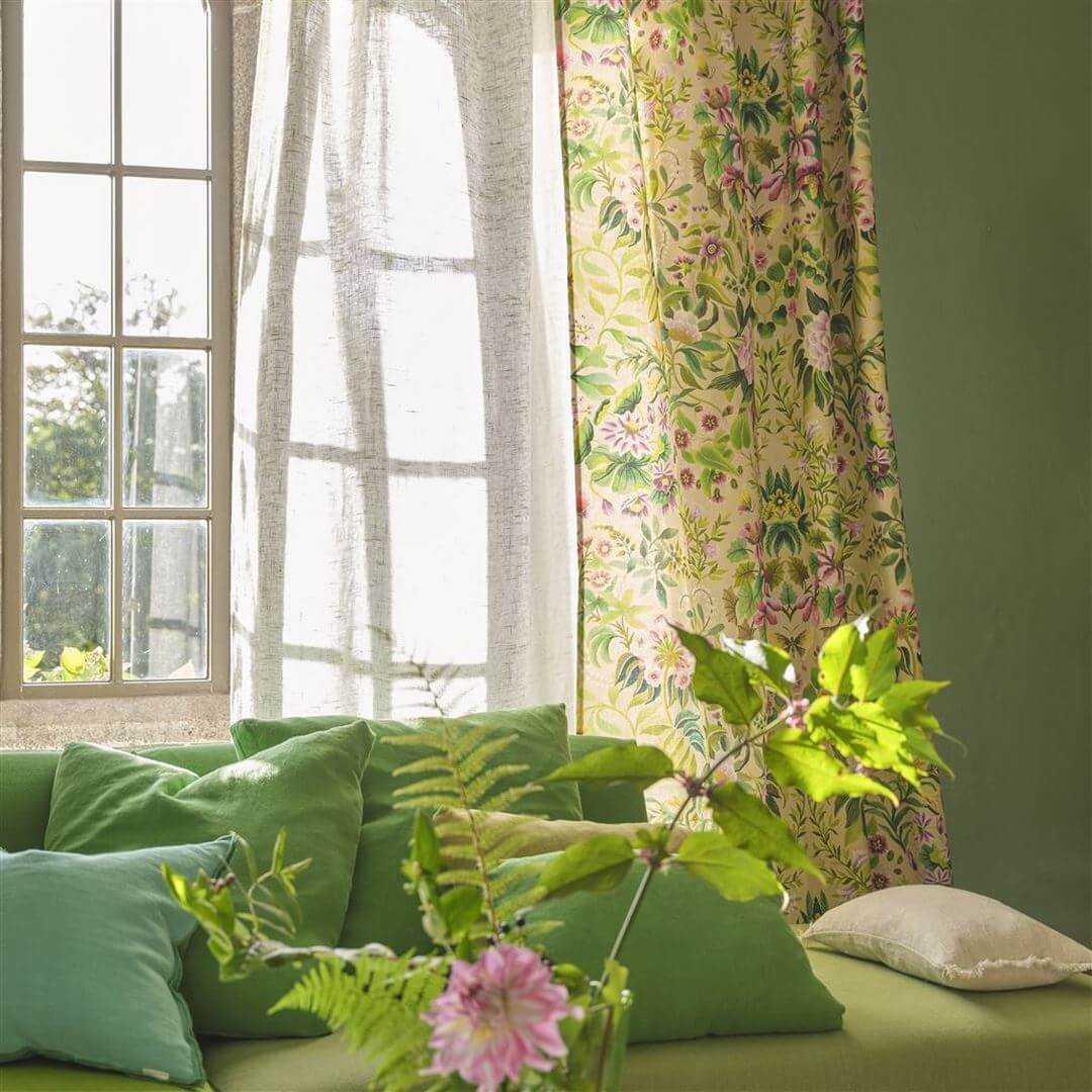Tkanina bawełniana z botanicznym wzorem Designers Guild FDG3077/01 Damask Ikebana