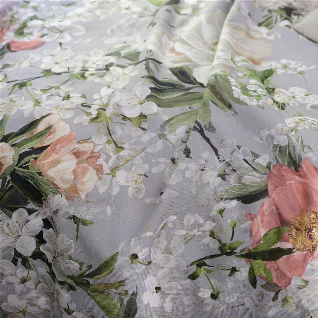 Tkanina bawełniana z kwiatami Designers Guild FDG3084/01 Peony Blossom Ikebana