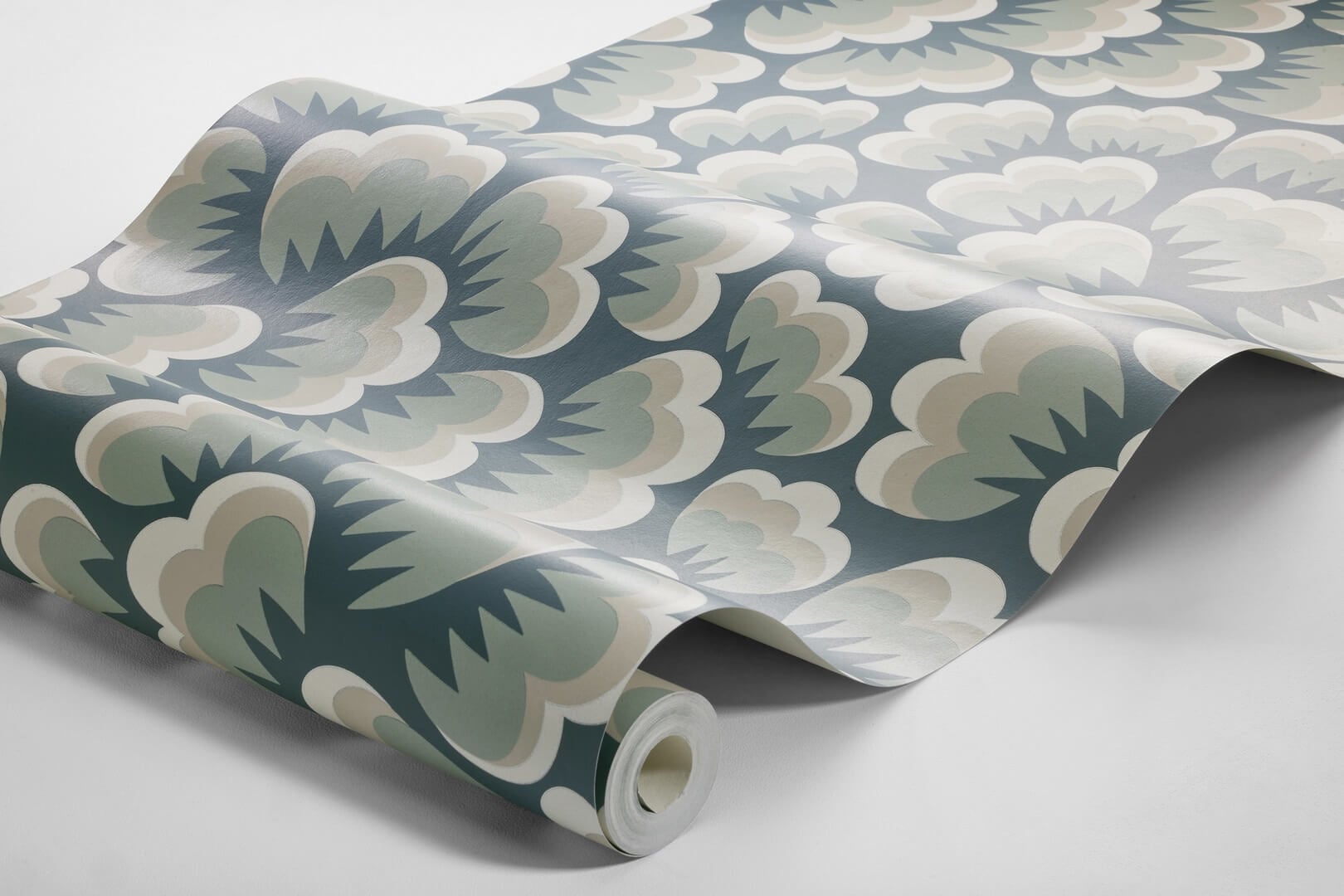 Tapeta z graficznym wzorem Boras Tapeter 2100 Bom Bom Hanna Werning Swedish Designers