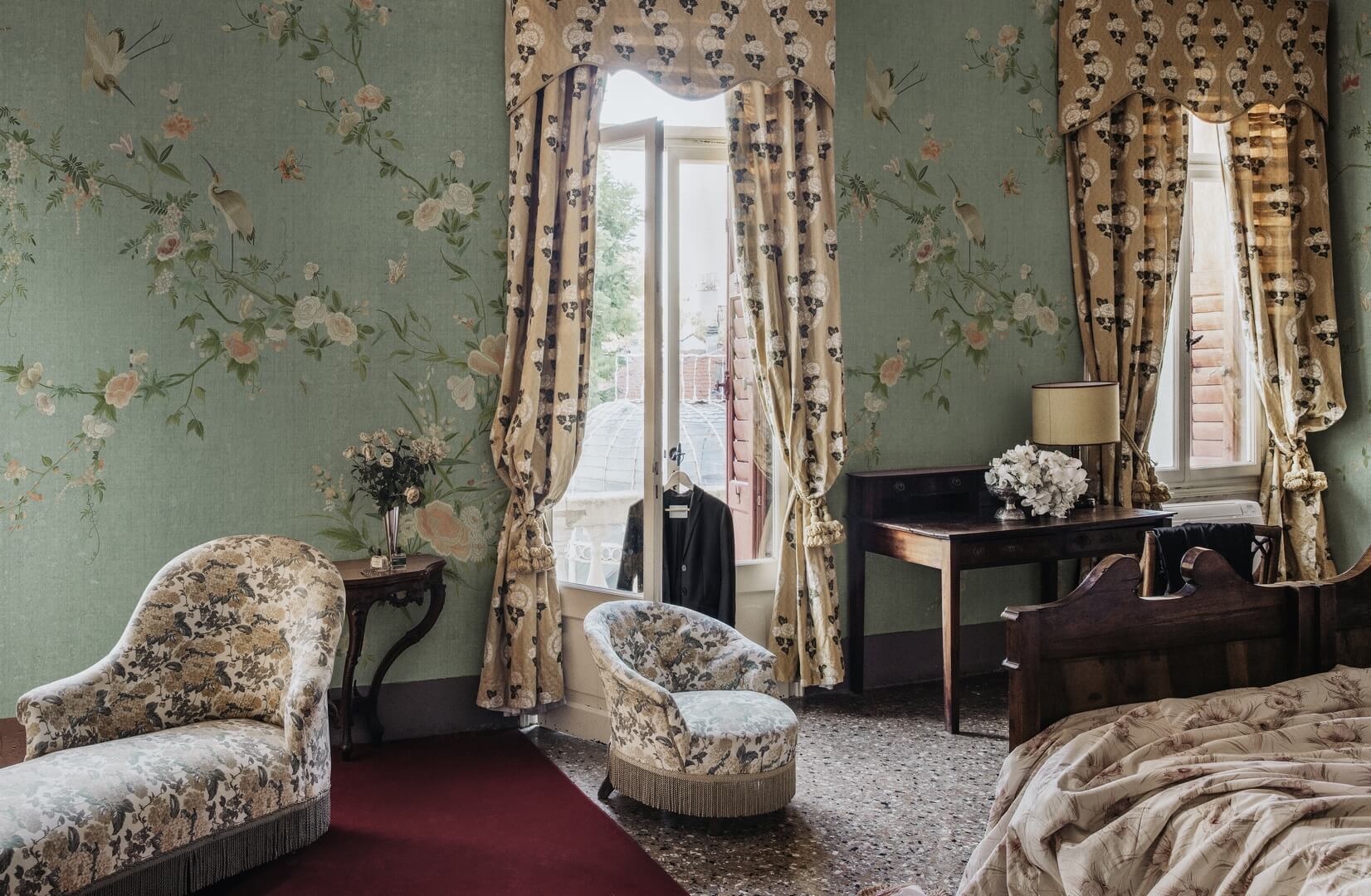 Fototapeta roślinne pnącza i ptaki Sandberg S10427 Bloom Teal Chinoiserie Garden