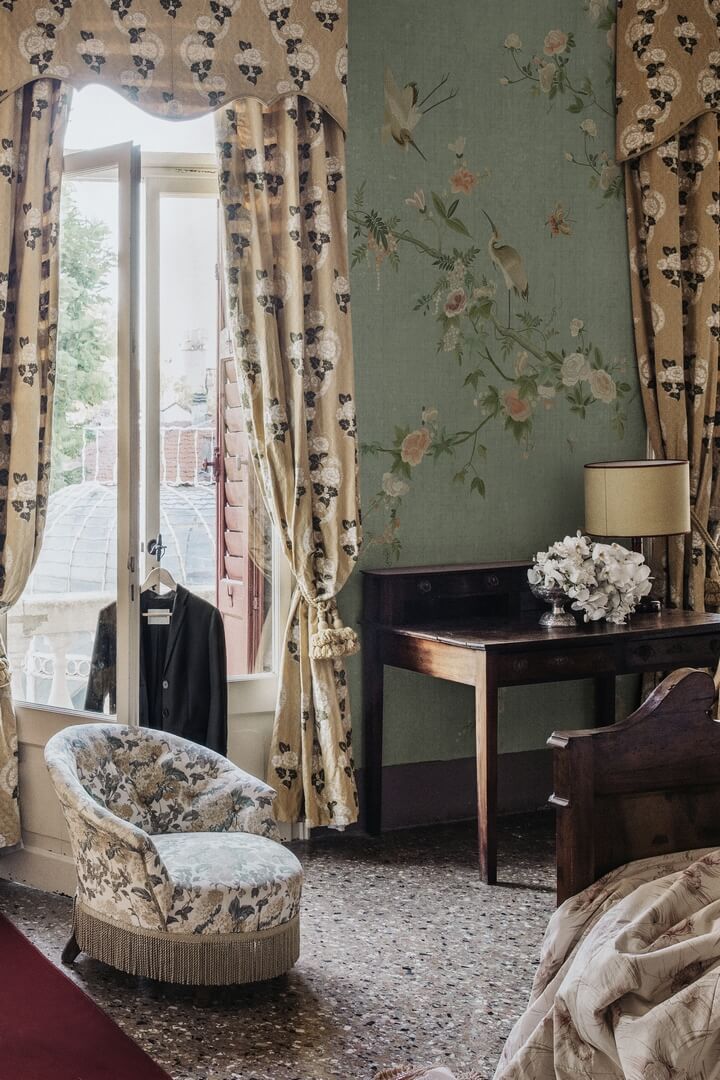 Fototapeta roślinne pnącza i ptaki Sandberg S10427 Bloom Teal Chinoiserie Garden