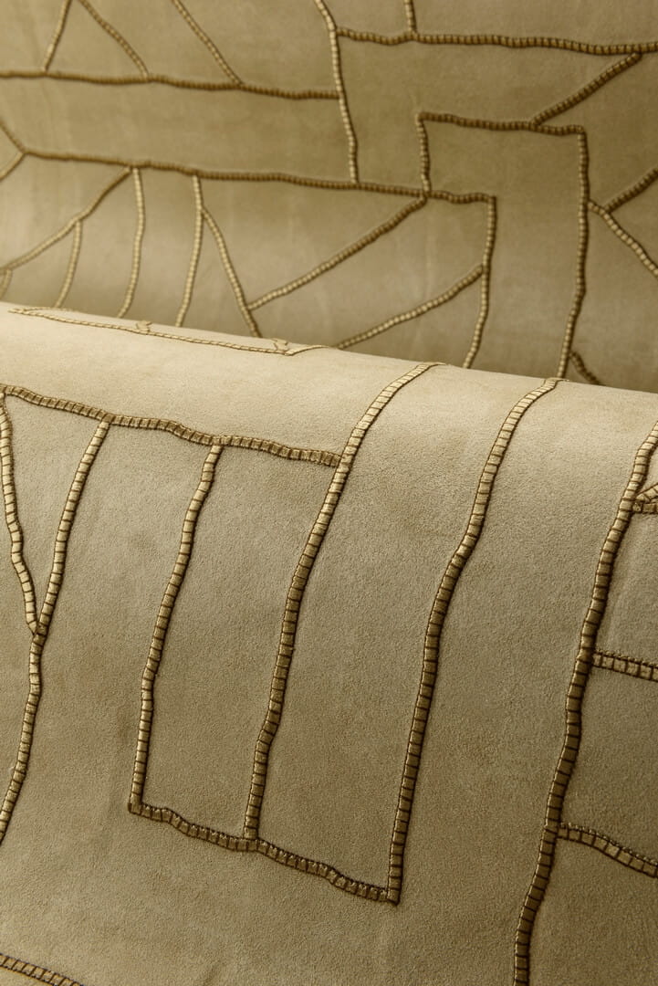 Tapeta tekstylna z haftowanym wzorem Arte La Derive 58501 Le Couturier