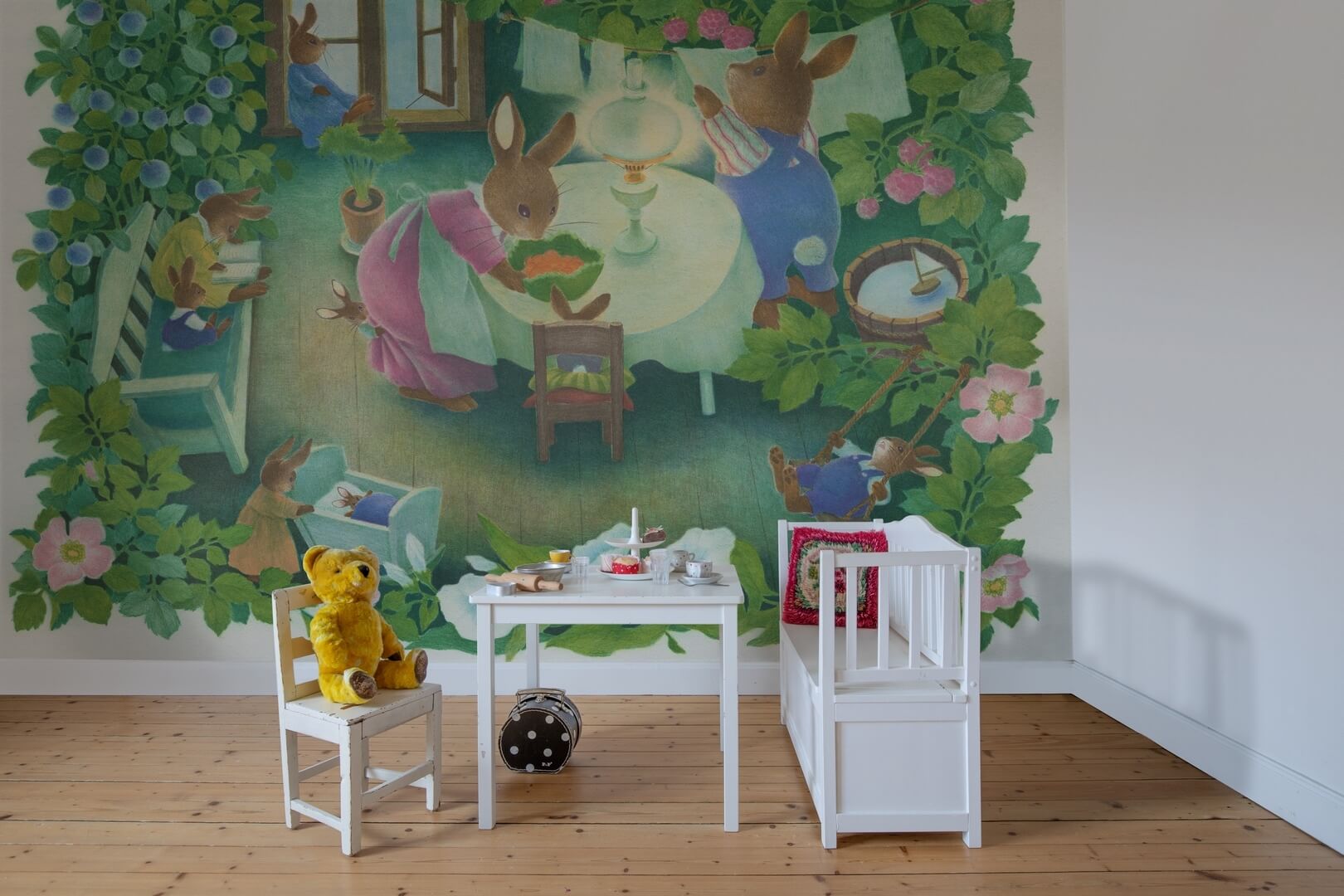 Fototapeta rodzina królików Rebel Walls R19841 Rabbit Family Green Ilon Wikland
