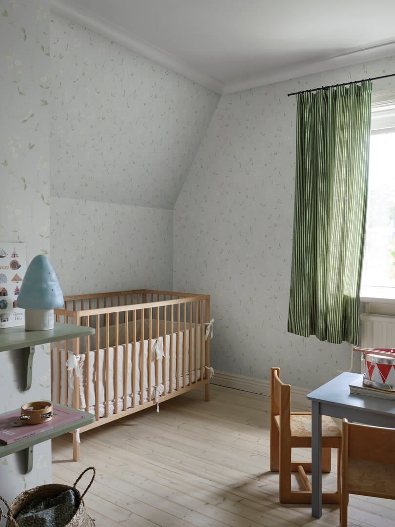 Tapeta roślinne pnącza Sandberg 490-16 Sanna Light Blue Tidlösa