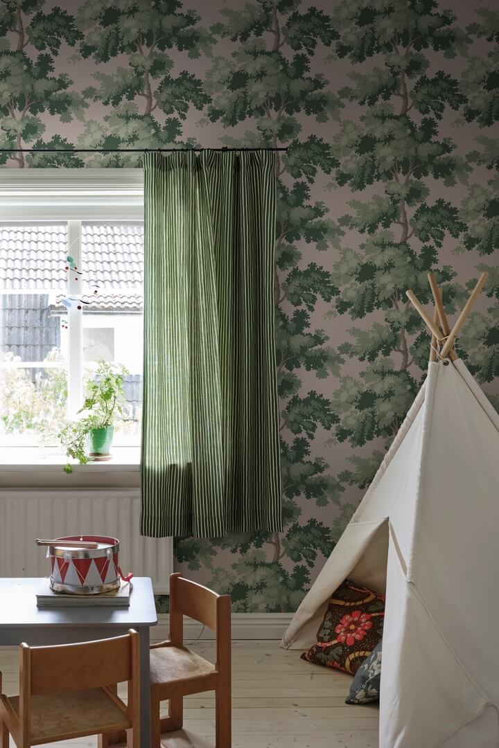 Tapeta drzewa dębu Sandberg S10382 Raphael Pink Tidlösa