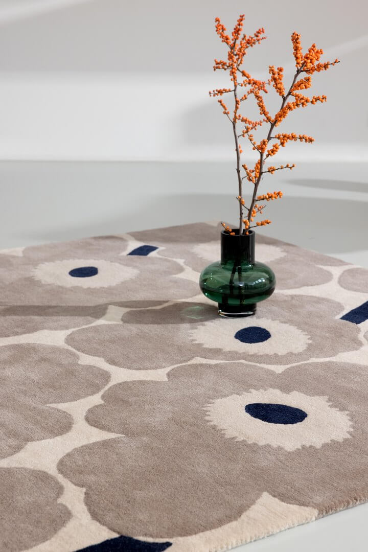 Dywan wełniany kwiaty Marimekko Unikko Greige 132401