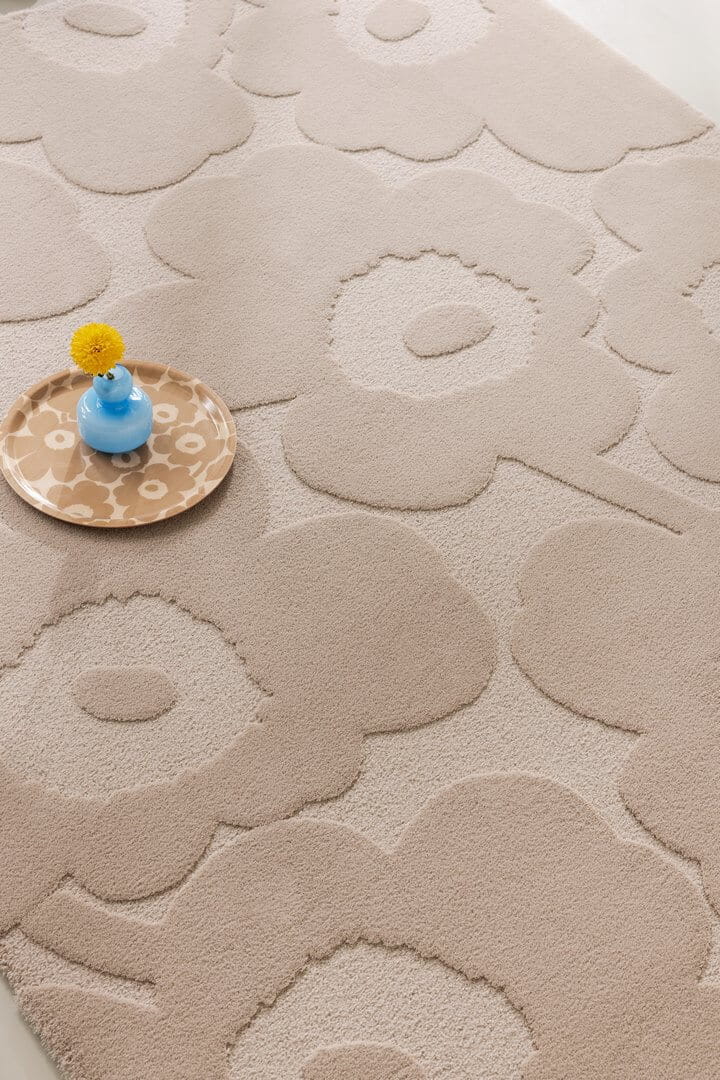 Dywan wełniany w kwiaty retro Marimekko Unikko Light Beige 132201