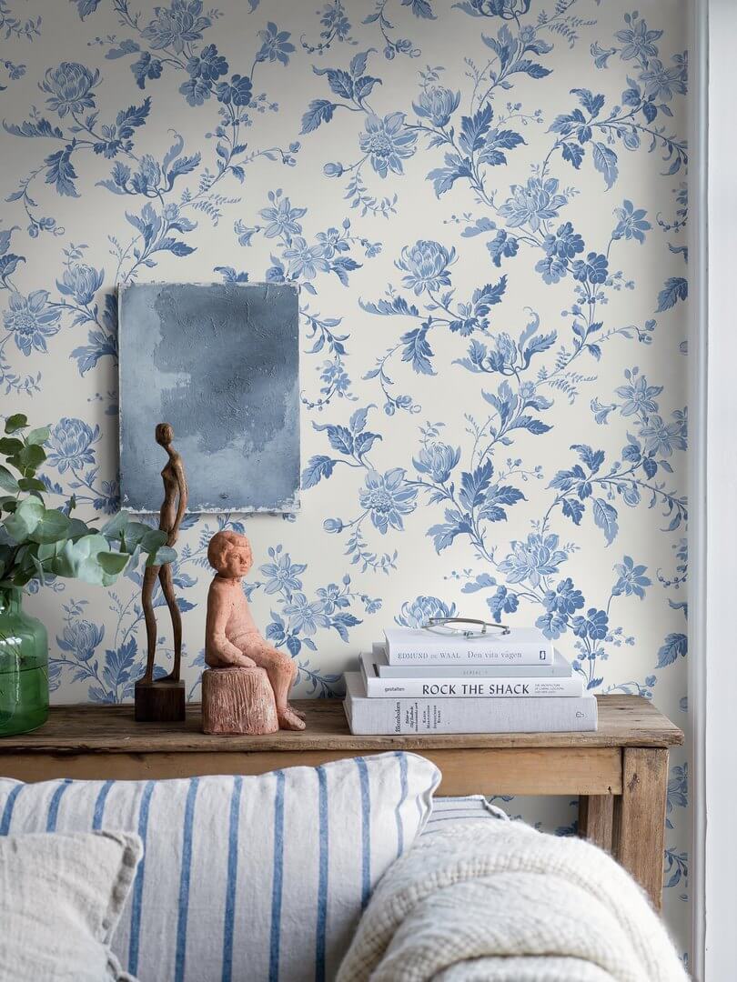 Tapeta kwiaty Boras Tapeter 6146 Blomslinga Blue & White