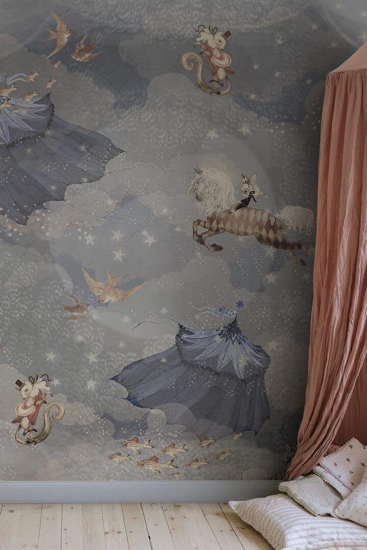 Fototapeta latający cyrk Rebel Walls R20292 Flying Circus Sky Blue Mrs Mighetto