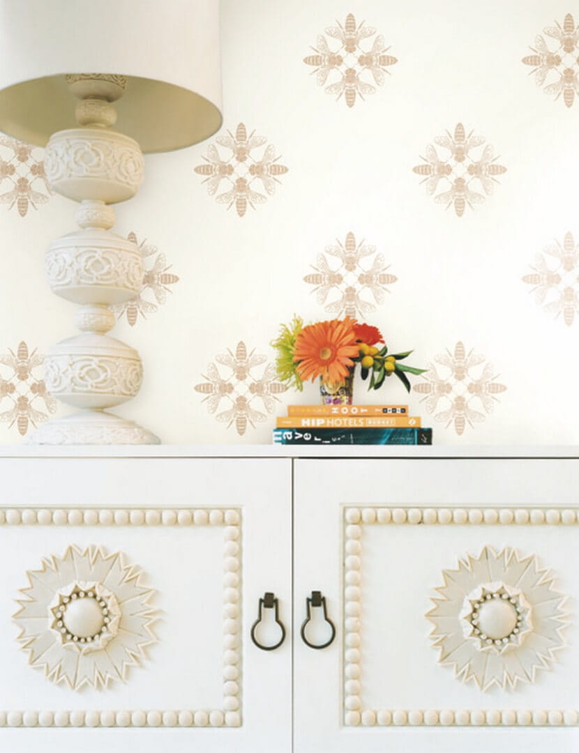 Tapeta pszczoły York Wallcoverings ON1641 Honey Bee Black & White