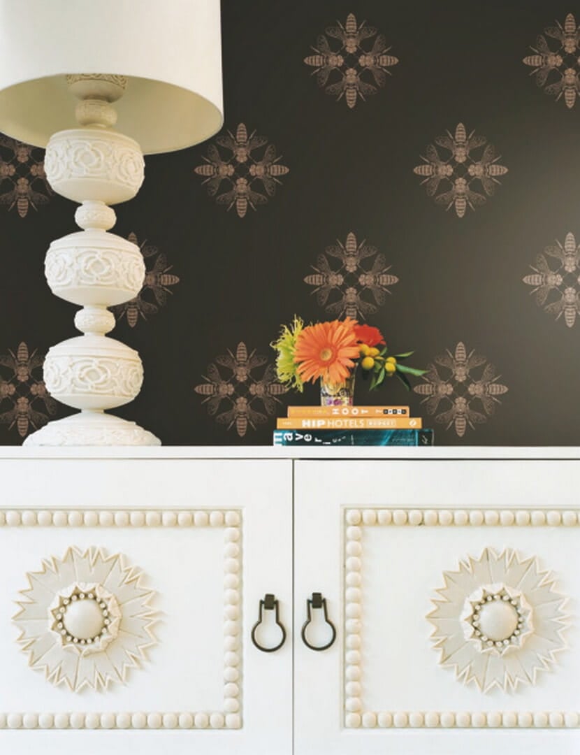 Tapeta pszczoły York Wallcoverings ON1642 Honey Bee Black & White